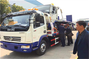 罗城汽车道路救援拖车价格